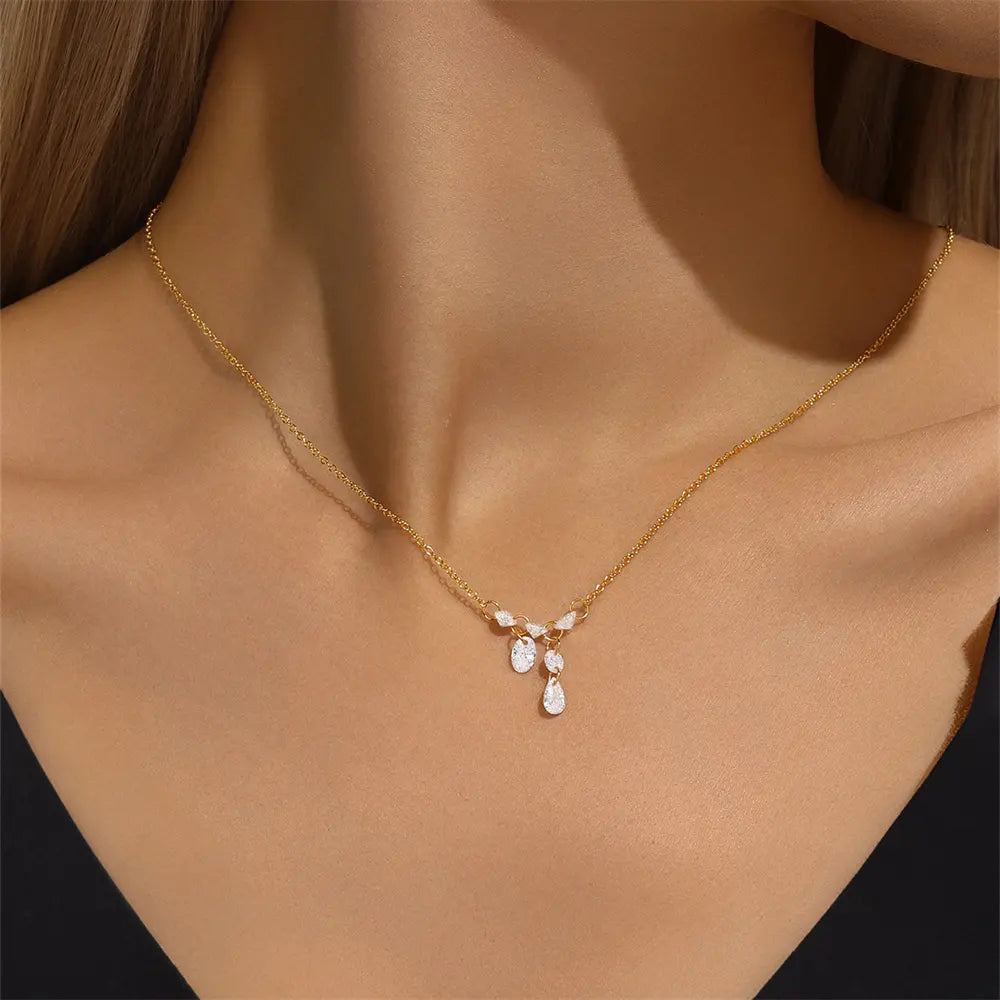 AQUELLA Necklace